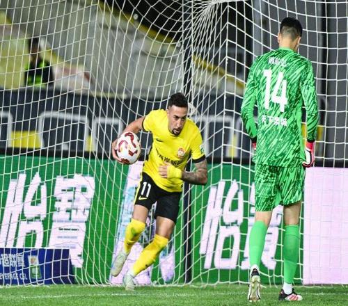 激情对决,蒙特雷与蒂,华纳巅峰之,龙8国际官网,龙8国际入口,龙8国际平台,龙8国际官方